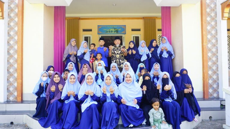 Baitul Qur'an Subang | Berakhlaq Qur'ani, Berbadan Sehat, Berpengetahuan Luas, Berbahasa Internasional